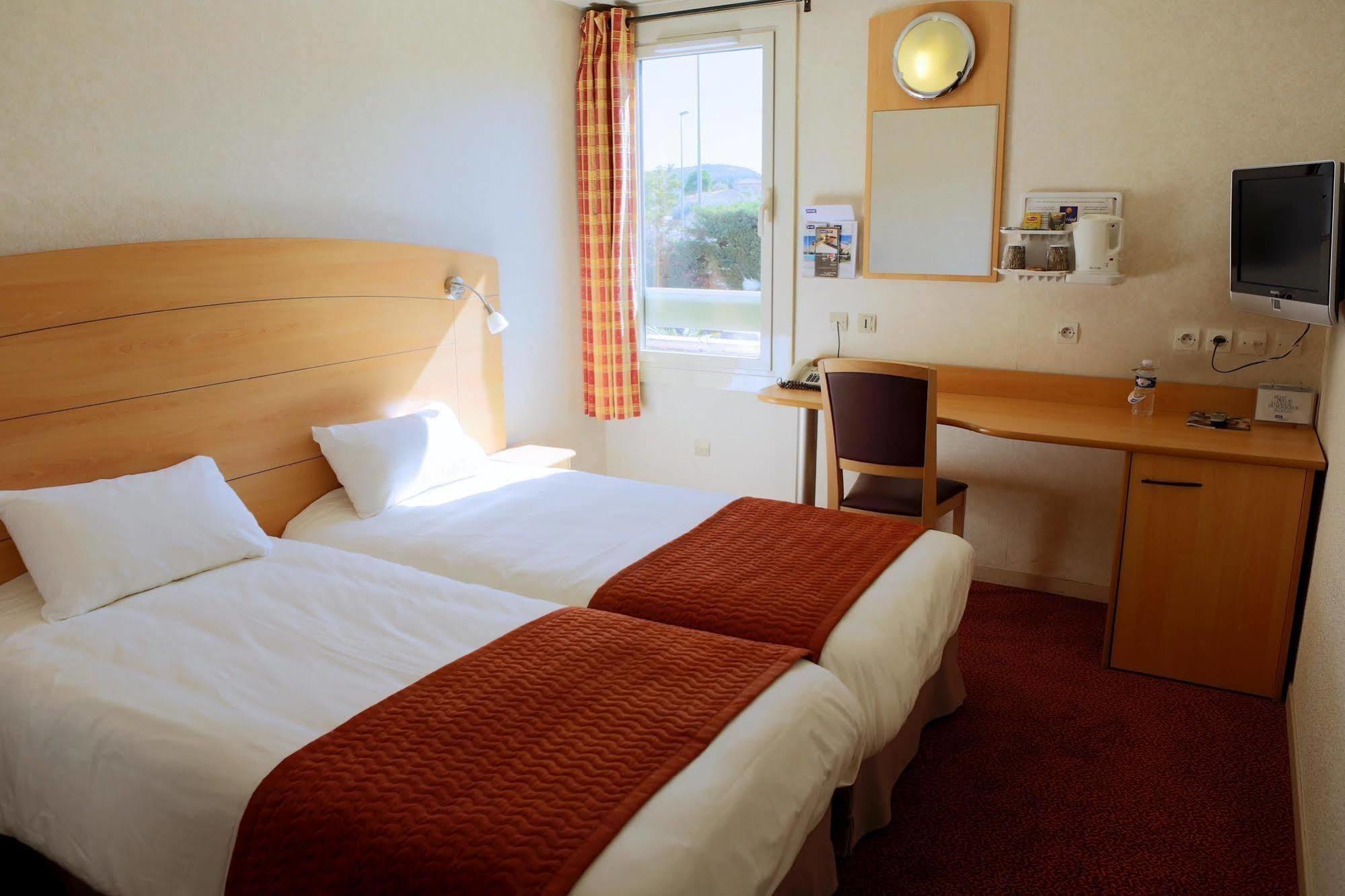 Hotel Brit Marseille Aéroport - A&s 3*